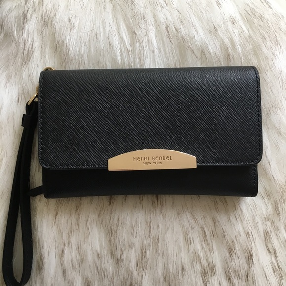henri bendel Handbags - Henri Bendel West 57th phone wristlet wallet